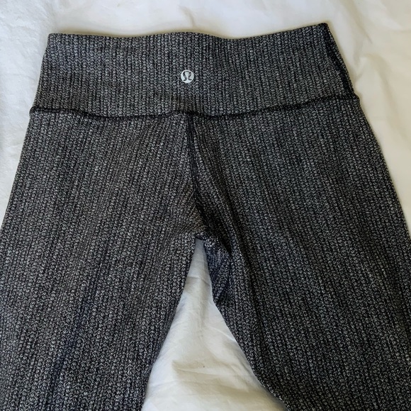 Lululemon Herringbone Leggings - Picture 8 of 8